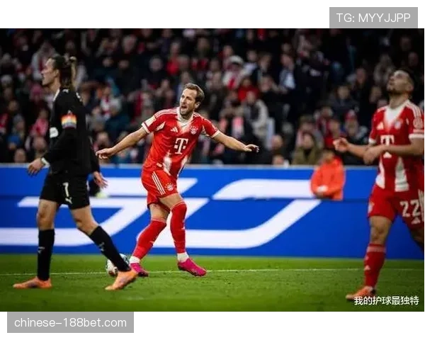 凯恩伪九号角色激活拜仁进攻 深度回撤创造空间效果显著