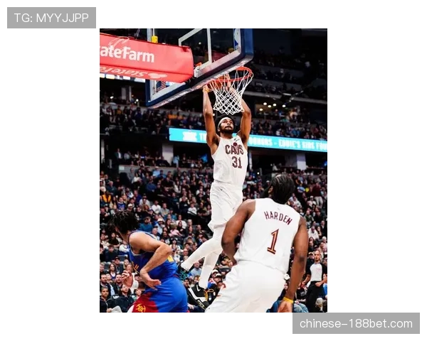 骑士阿伦膝伤缺阵内线真空 米切尔需承担更多进攻责任